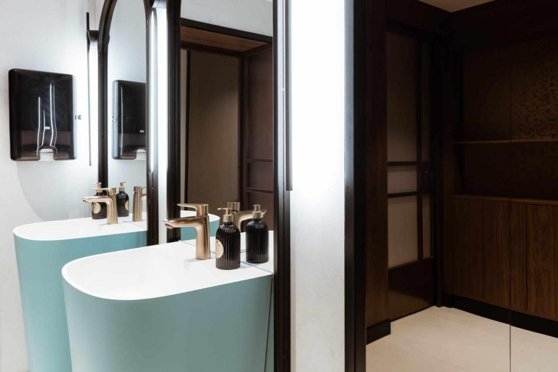Hotel วาสลุย ภายนอก รูปภาพ